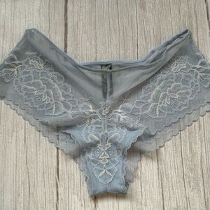 NATORI
Flora Girl Brief